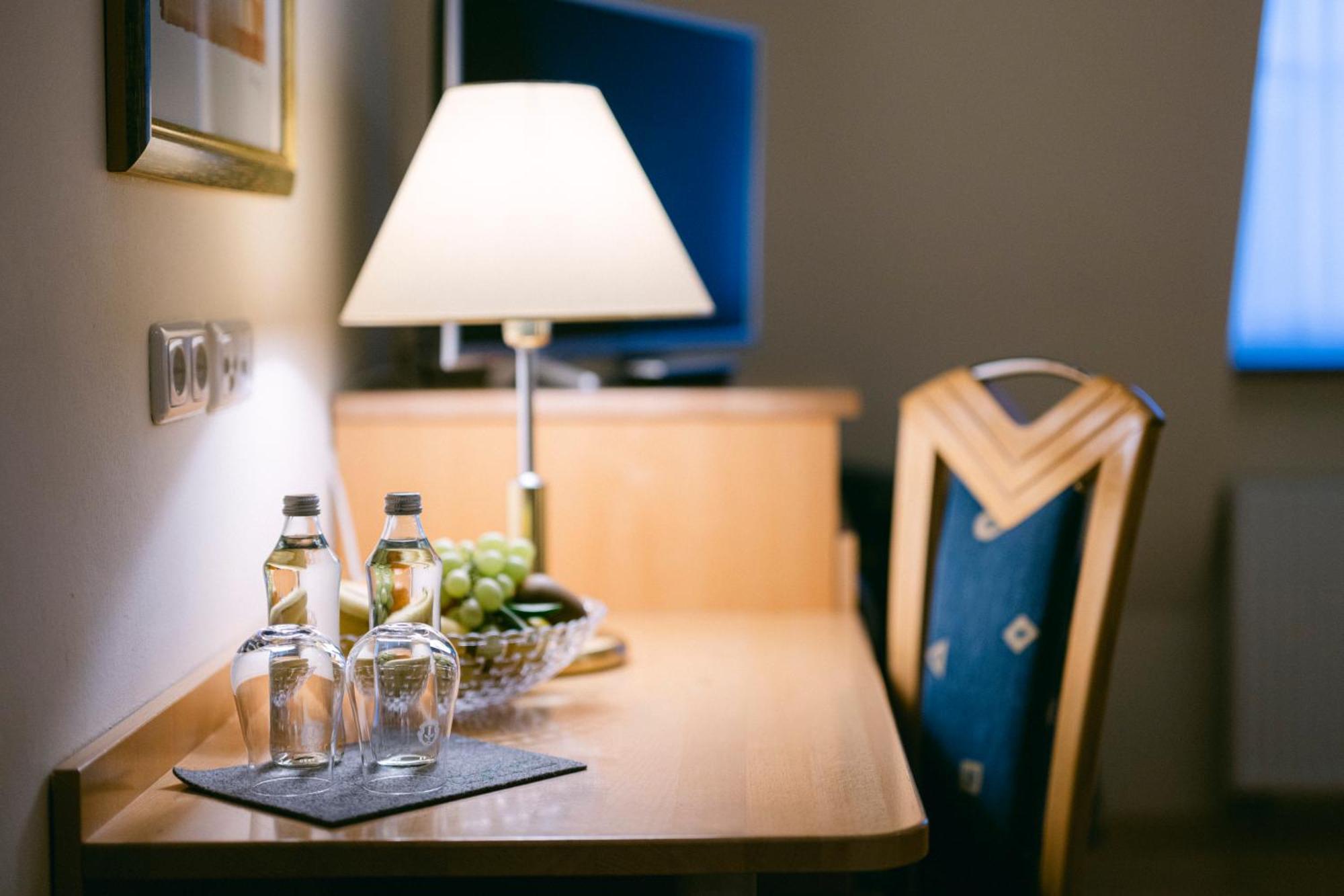 Gasthof Hotel Jaegerwirt Щрасвалхен Екстериор снимка