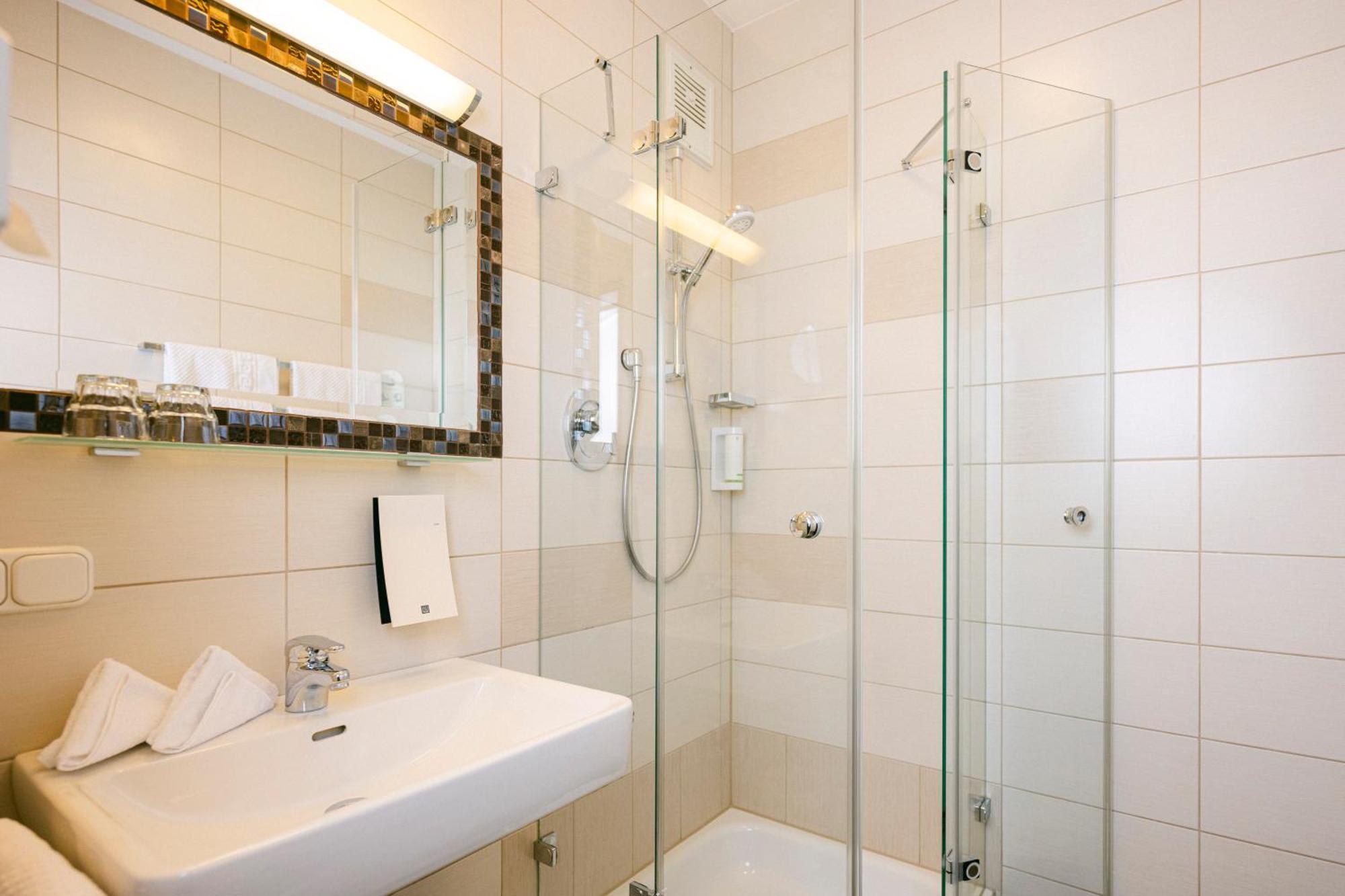 Gasthof Hotel Jaegerwirt Щрасвалхен Екстериор снимка